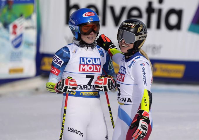 Lara Gut-Behrami feiert ihren Sieg im Riesenslalom an der Ski-WM in Cortina d'Ampezzo. Lara Gut-Behrami Cortina Riesenslalom