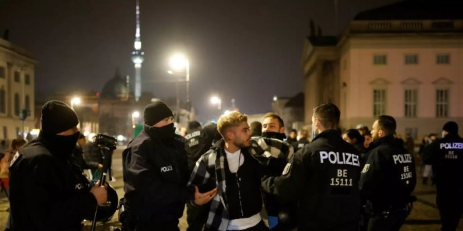 Polizeieinsatz in Berlin-Mitte