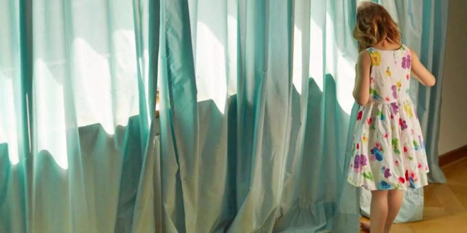 Kinderschutz Schweiz verlangte angepasste Quarantäne- und Isolations-Regeln für Kinder. quarantäne isolation kind