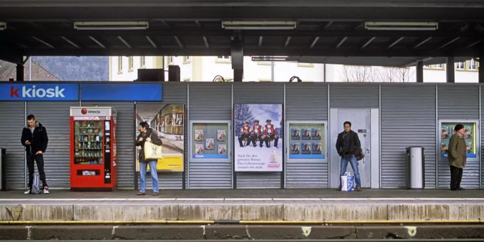Pendler am Bahnhof der Gemeinde Liestal (BL). Pendler am Bahnhof der Gemeinde Liestal (BL).
