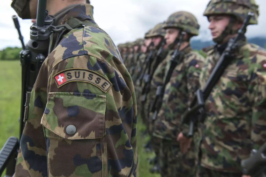 schweizer armee neun verletzte