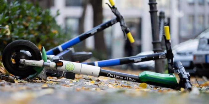 In Grossbritannien wurden viele E-Scooter-Fahrer angehalten, weil sie unterwegs auf Drogen waren. E-Scooter