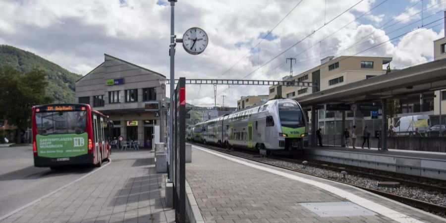 Der Bahnhof in Belp.