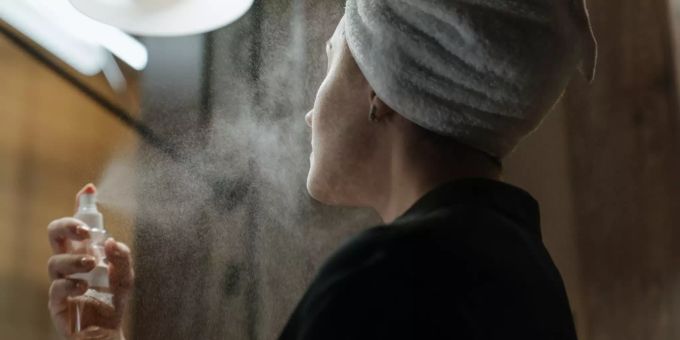 Ein Spray aus Österreich soll das Coronavirus abtöten. coronavirus