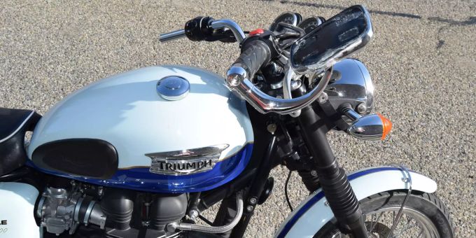 Selbstunfall mit einem Motorrad.