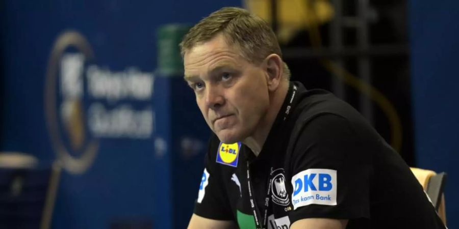 Für Handball-Bundestrainer Alfred Gislason geht der Blick bereits schon Richtung Olympia. Foto: Soeren Stache/dpa-Zentralbild/dpa