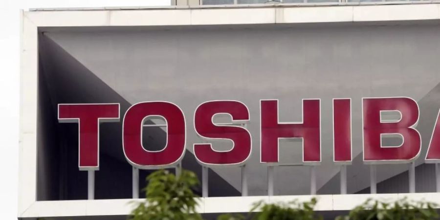 Blick auf den Sitz des Elektronikherstellers Toshiba in Tokio. Foto: Koji Sasahara/AP/dpa