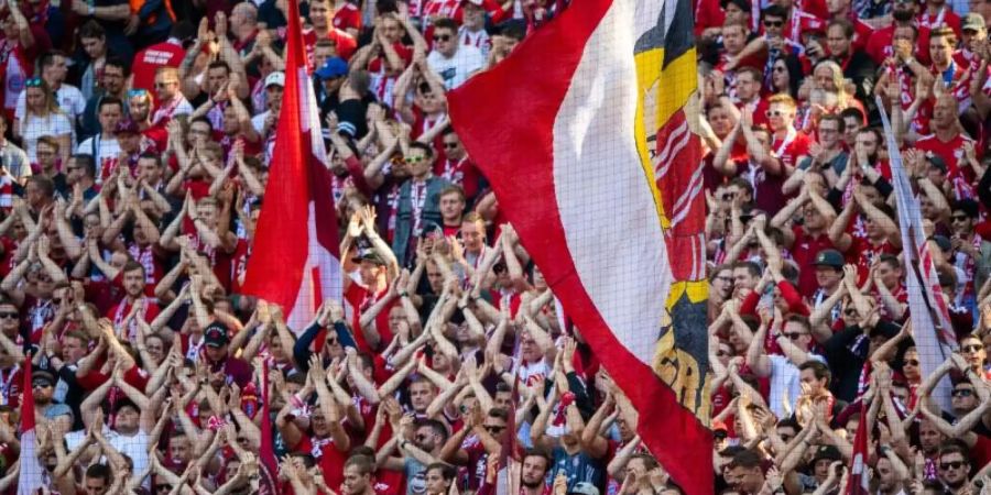 Die Rückkehr von Fans in die Stadien ist nach Meinung des Bayern-Fanclubchefs derzeit überhaupt nicht vertretbar. Foto: Lino Mirgeler/dpa