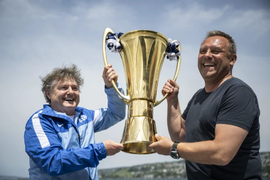 Das Erbe von Meister-Coach André Breitenreiter wiegt aber schwer.