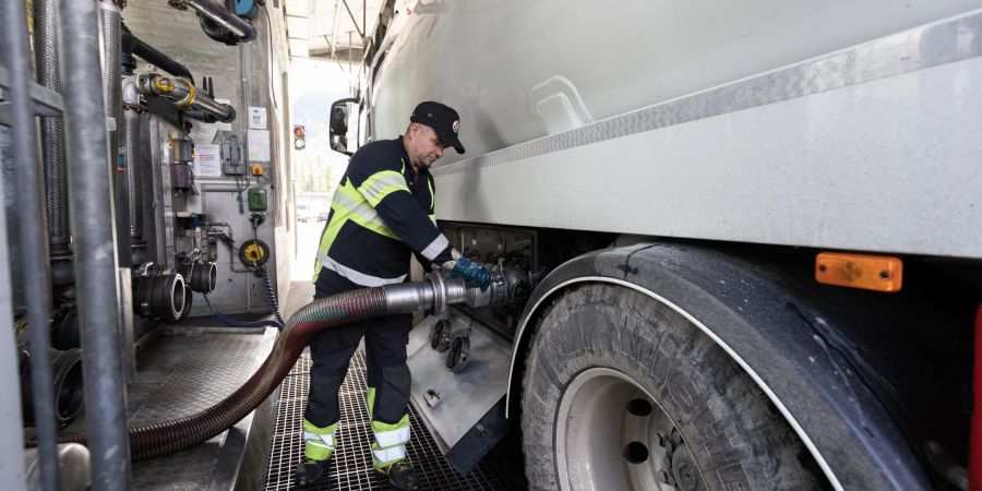 Dieser werde sauber verbrannt und sei biologisch abbaubar, heisst es.