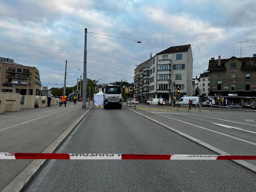 Die Unfallstelle wurde grossräumig abgesperrt.