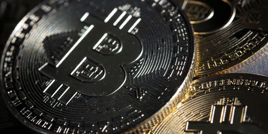 Nach dem Erreichen des tiefsten Stands seit zwei Jahren hat sich die Kryptowährung Bitcoin wieder stabilisiert.