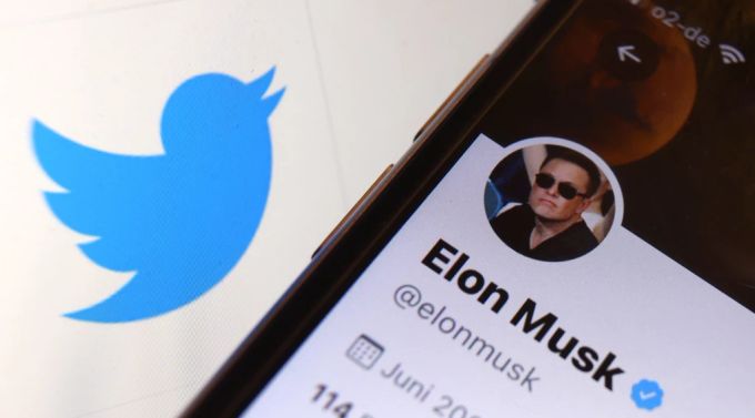 Seit der Übernahme durch Elon Musk herrscht bei Twitter Chaos. Twitter Elon Musk