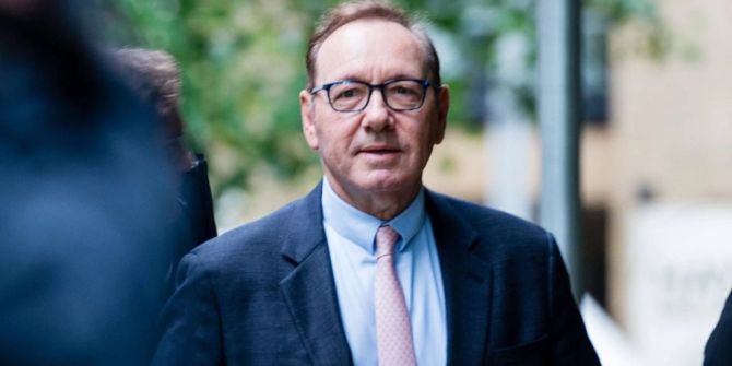 Kevin Spacey im Anzug