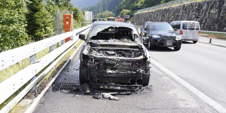 Totalschaden nach Autobrand