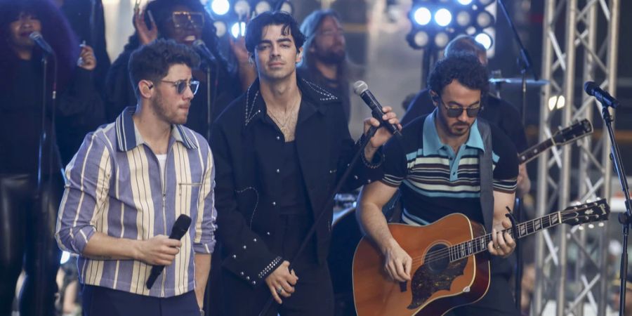 jonas brothers