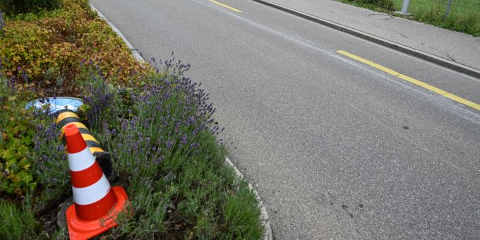 Niederuzwil: Fahrunfähig Unfall verursacht und weitergefahren Niederuzwil: Fahrunfähig verunfallt