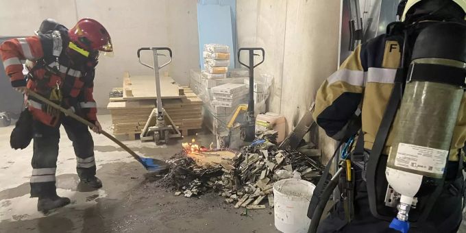 Eine Person musste zur Kontrolle in ein Spital gebracht werden. Brand