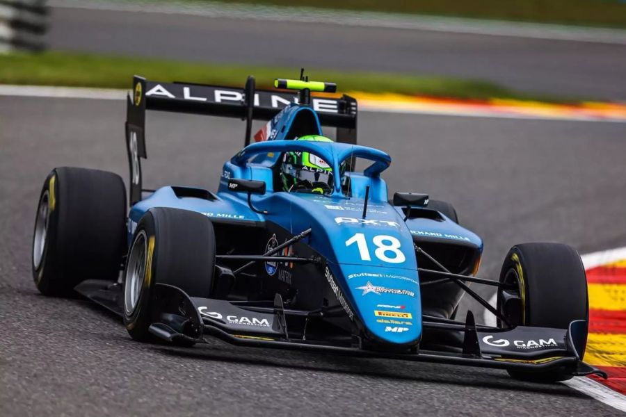 Caio Collet (19/BRA) ist aktuell Achter in der Formel-3-Meisterschaft.