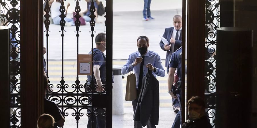 Zutritt nur noch mit Covid-Zertifikat: Das Bundeshaus dürfte am 2. Oktober die 3G-Regel einführen. (Archiv)