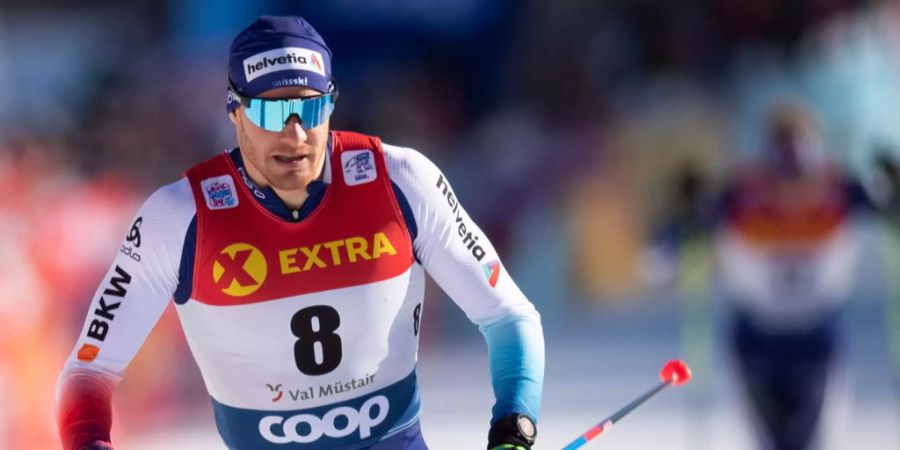 Dario Cologna fährt an der Tour de Ski