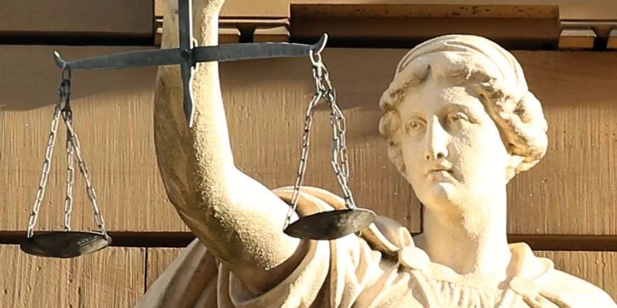 Die Statue der Justitia.