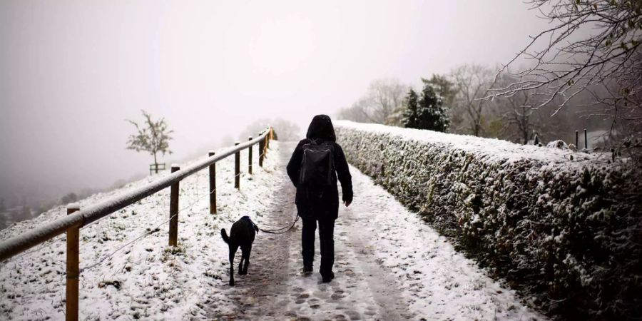 So wie Anfang November in der Gegend um die Drei Weieren SG dürfte es am Montag auch in tieferen Lagen aussehen.