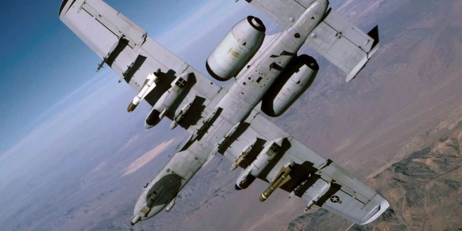 US-Kampfjets greifen Al-Shabaab in Somalien an.