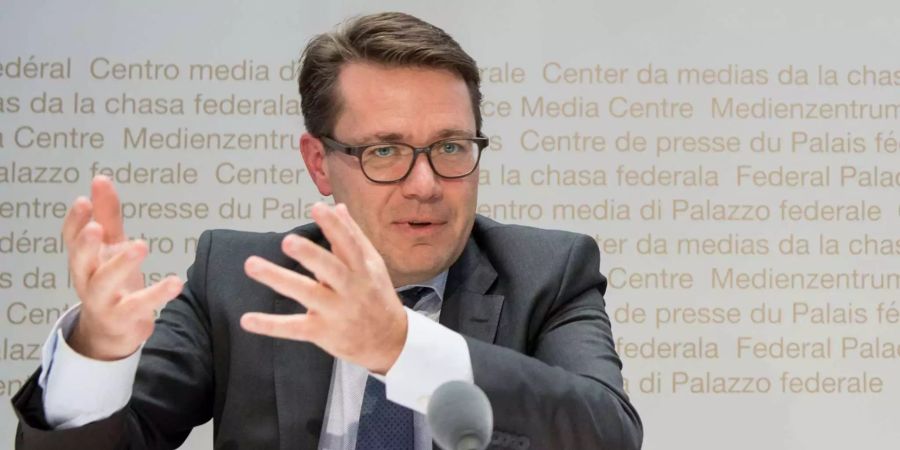 Regierungsrat Benedikt Würth an einer Medienkonferenz in Bern.