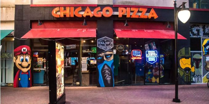 Die GLHF Game Bar in der Filiale von Chicago Pizza in Jacksonville. Die GLHF Game Bar in der Filiale von Chicago Pizza in Jacksonville.