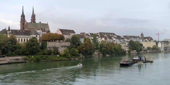Blick vom Rhein auf die Stadt Basel - Keystone Blick vom Rhein auf die Stadt Basel - Keystone