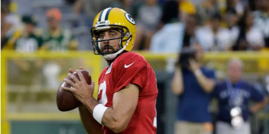 Quarterback Aaron Rodgers während eines Benefizspiels.