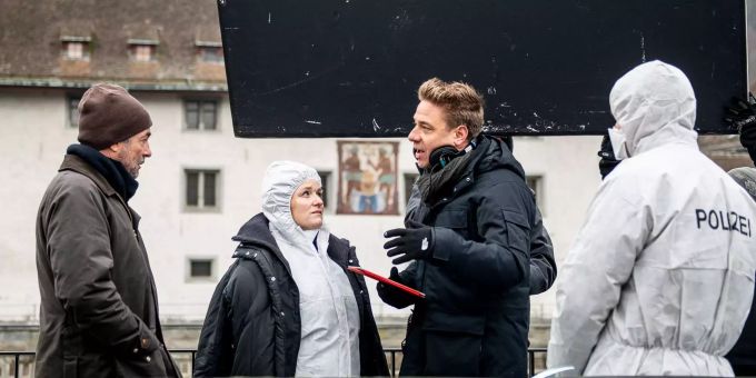 Luzern - Stefan Gubser ermittelt im letzten «Tatort» mit Heizsocken