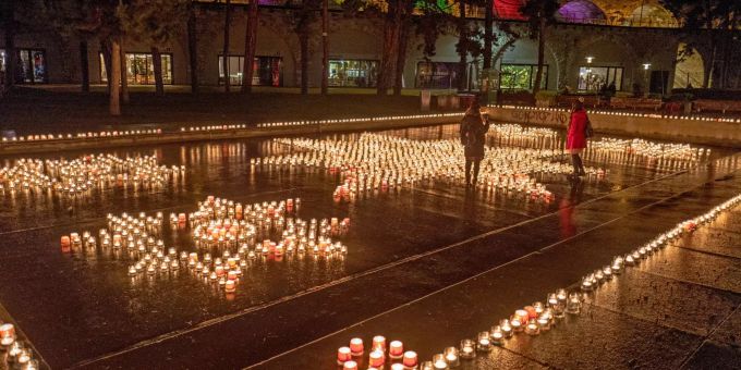 Armutsbekämpfung - Caritas zündet Kerzenmeer in Schweizer Städten