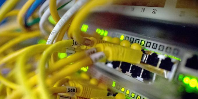 Advanced Blockchain kooperiert mit anonymen Automobilhersteller. Blockchain