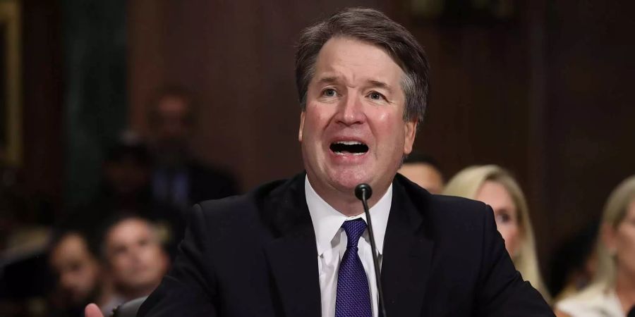 Der Kandidat für den Obersten Gerichtshof der USA, Brett Kavanaugh, wehrt sich in einer Anhörung gegen Vorwürfe sexueller Gewalt.