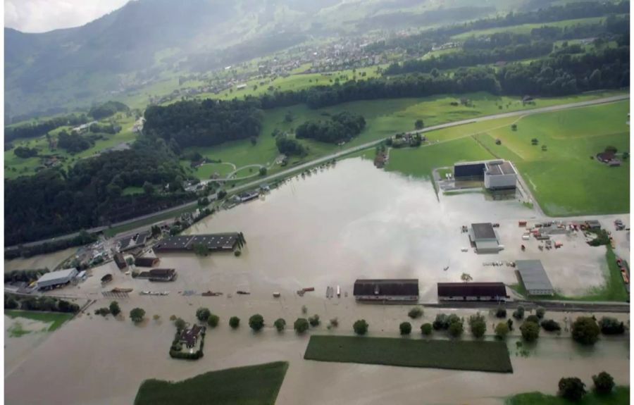 Auch das Industriegebiet von Sarnen OW stand unter Wasser.