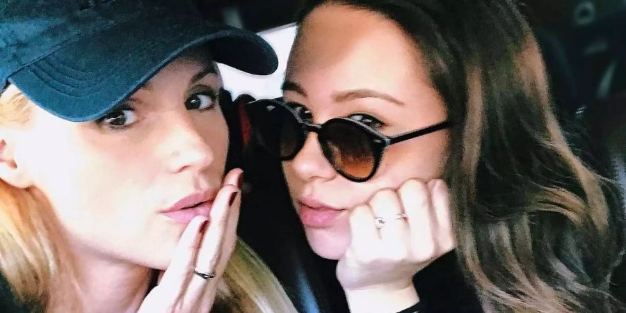 Mit Säure bedroht: Michelle Hunziker und Aurora Ramazzotti.