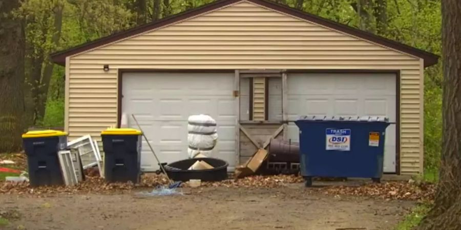 In diesem Haus fand die Polizei in Farmington, im US-Bundesstaat Minnesota 60 tote Katzen.