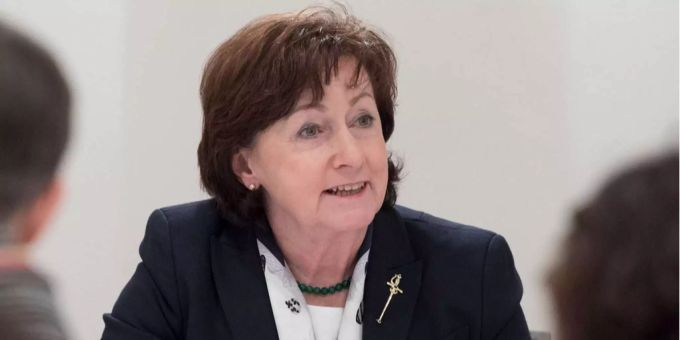 Für Sylvia Flückiger (SVP) hat die Gewaltbereitschaft gegenüber der Polizei das Mass überschritten. Für Sylvia Flückiger (SVP) hat die Gewaltbereitschaft gegenüber der Polizei das Mass überschritten.