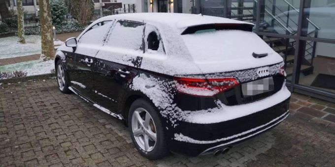 Altstätten - Vandalen demolieren Autos