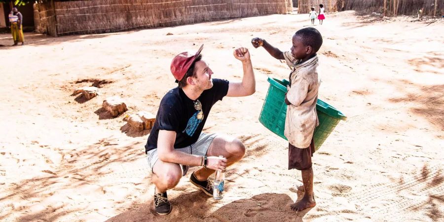 Gregor Anderhub reist für Viva con Agua regelmässig in die betroffenen Länder.