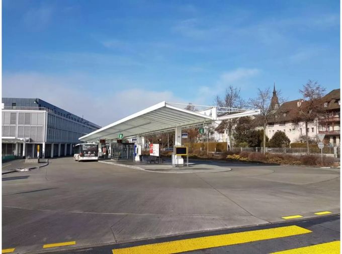 Das sanierte Busterminal beim Bahnhof Zofingen Das sanierte Busterminal beim Bahnhof Zofingen