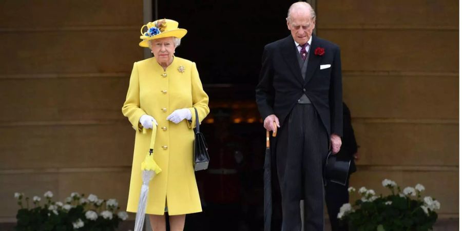 Die Grosseltern von Prinz William: Queen Elizabeth und ihr Mann Prinz Philip.