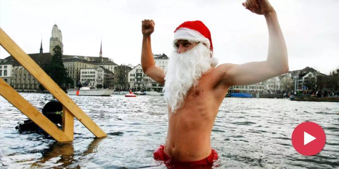 Sprung in die kalte Limmat - 18. Zürcher Samichlaus-Schwimmen