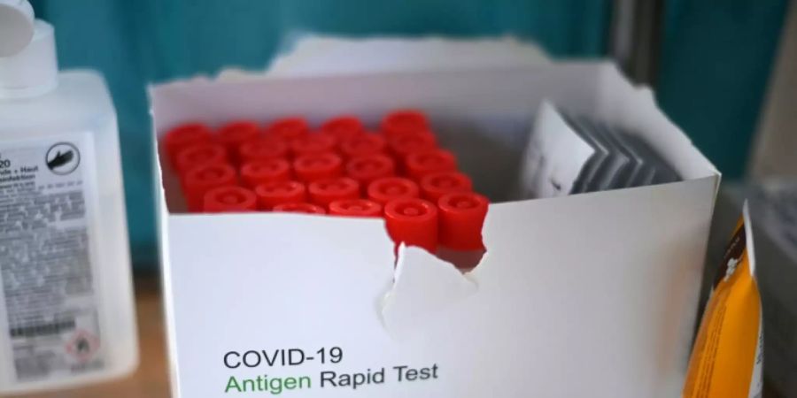 Corona-Testkits