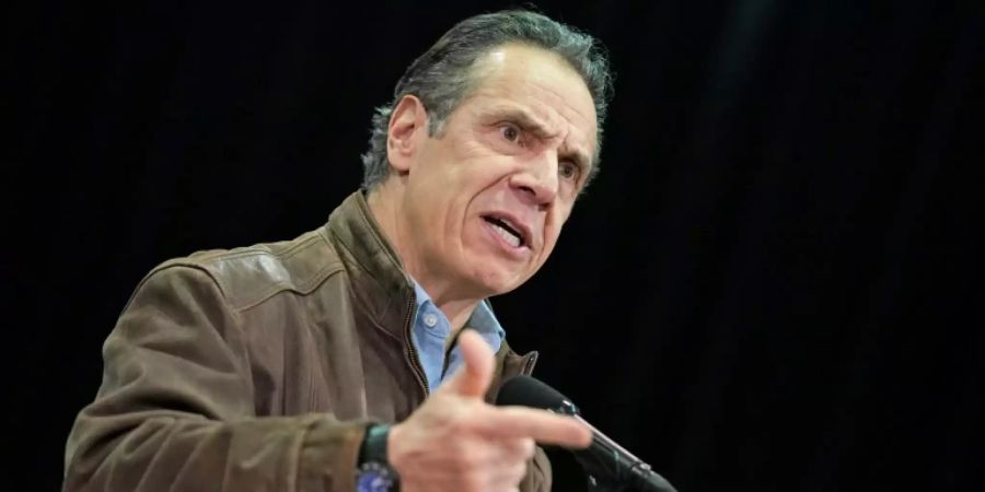 Le gouverneur de New York, Andrew Cuomo, lors d'une conférence de presse d'inauguration d'un nouveau centre de vaccination contre le coronavirus à New York, le 24 février 2021