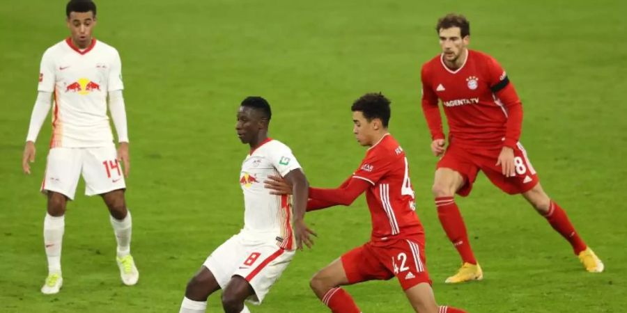 Der Bundesliga-Gipfel RB Leipzig gegen Bayern München findet definitiv ohne Zuschauer statt. Foto: Alexander Hassenstein/Getty Images Europe/Pool/dpa
