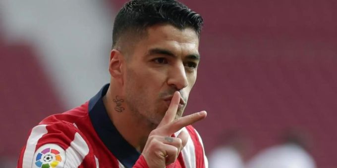 Sorgte beim Sieg von Atlético Madrid gegen Alaves für den Treffer des Tages: Luis Suárez. Foto: Manu Fernandez/AP/dpa Sorgte beim Sieg von Atlético Madrid gegen Alaves für den Treffer des Tages: Luis Suárez. Foto: Manu Fernandez/AP/dpa