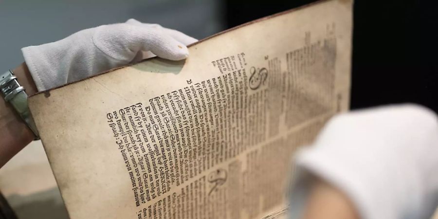 1,7 Milliarden Menschen haben noch keine Vollbibel in eigener Sprache. (Themenbild)